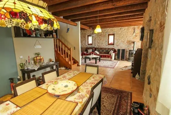 145 | Villa with Swimming Pool in Poulithra