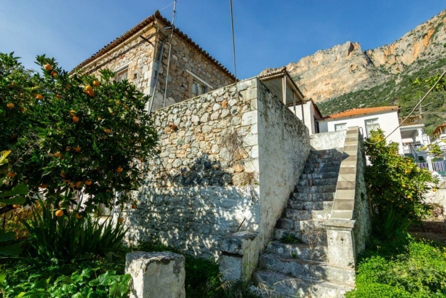 153 | Large Stone House in Leonidio