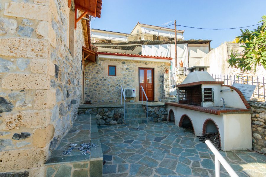[#107] Big Stone House with Sea View in Tyros, East Peloponnese -