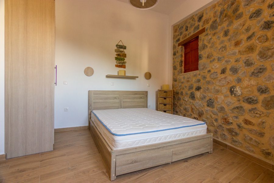 107 Βeautiful Stone Village House in Tyros Open Real Estate