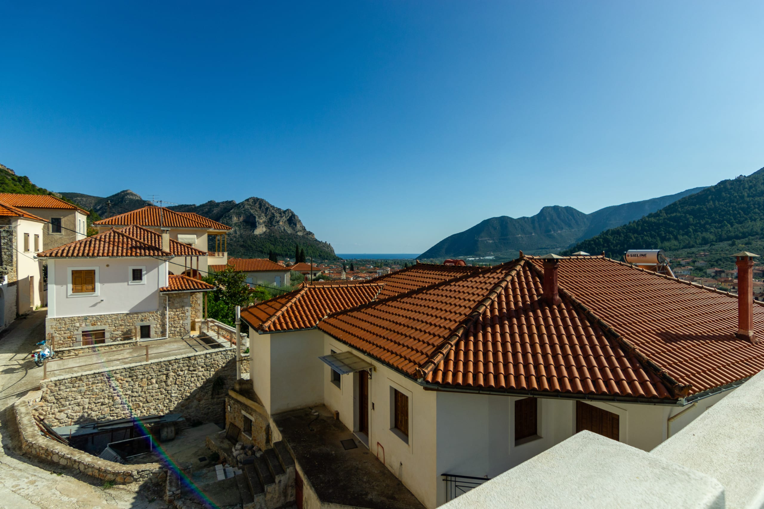 147 | Unique House in Leonidio City Center