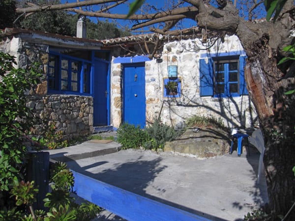 Cottage-For-Sale-Seaside-Greece-7