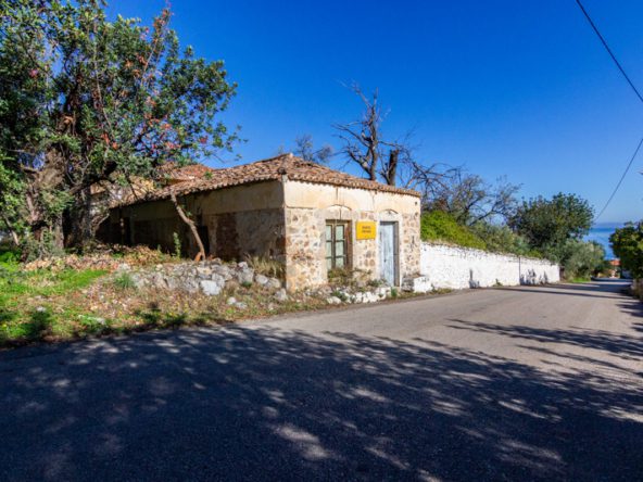 172-Stone-House-For-Renovation-Poulithra