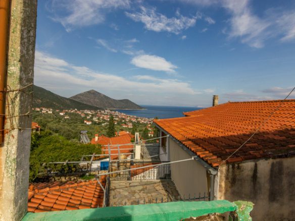 179 | Stone House in Tyros