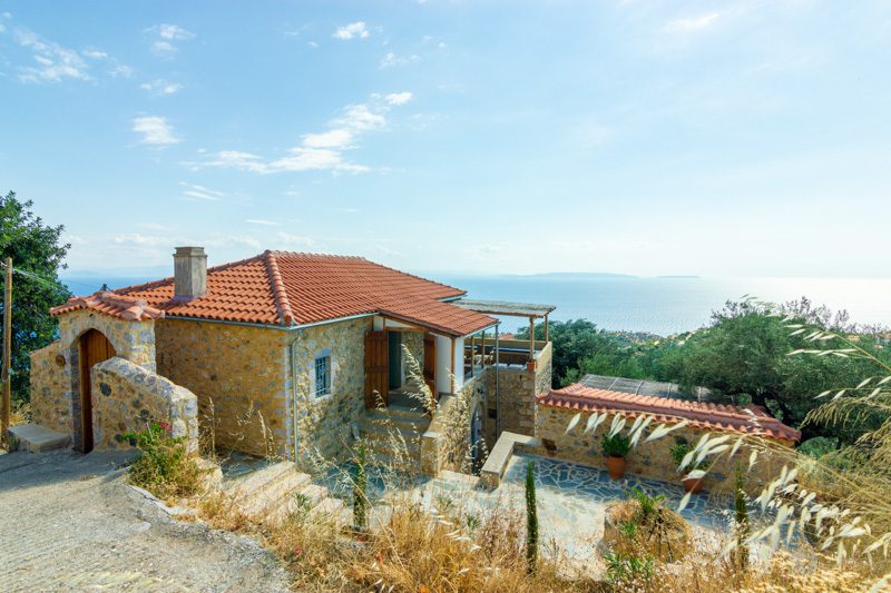 [#194] Newly-Renovated Luxurious Sea-View Stone House in Pragmatefti - 225 000 euro