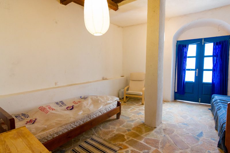 195-Cute-Stone-House-Easy-Access-Tyros-24 195-Cute-Stone-House-Easy-Access-Tyros-10