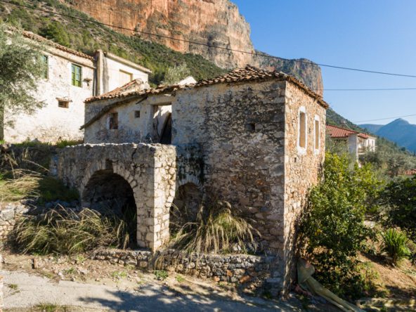 230-Stone-House-Restoration-Project-Leonidio-15