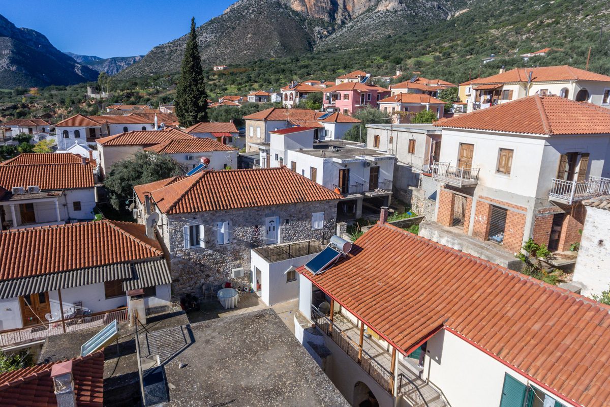 209-Unique-building-with-big-possibilities-in-Leonidio-18 242 | Stone House next to the famous climbing routes of the Red Rock