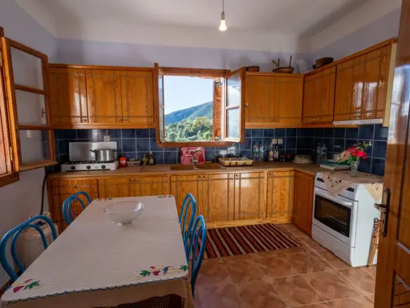 292-2-Level-Stone Residence-Melana-with-Beautiful-View-Nice-Garden
