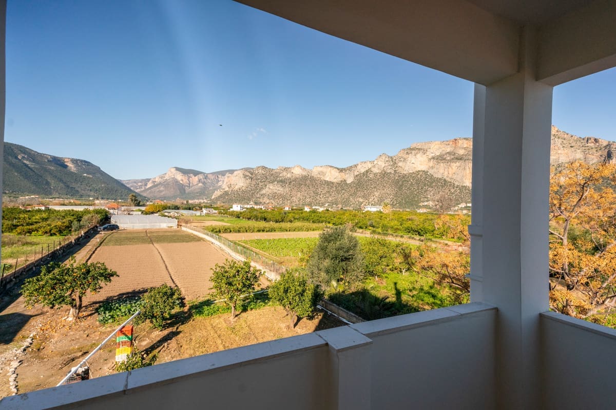 276-Beachfront-2-Level-House-For-Sale-Lakkos-Leonidio-Peloponnese (15 of 32) 276-Beachfront-2-Level-House-For-Sale-Lakkos-Leonidio-Peloponnese