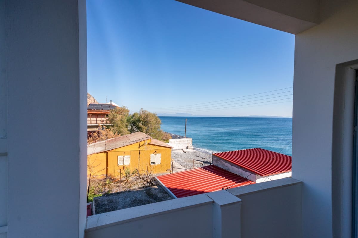 276-Beachfront-2-Level-House-For-Sale-Lakkos-Leonidio-Peloponnese (16 of 32) 276-Beachfront-2-Level-House-For-Sale-Lakkos-Leonidio-Peloponnese