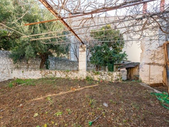 288-Traditional-Stone-House-Leonidio-East-Peloponnese-12