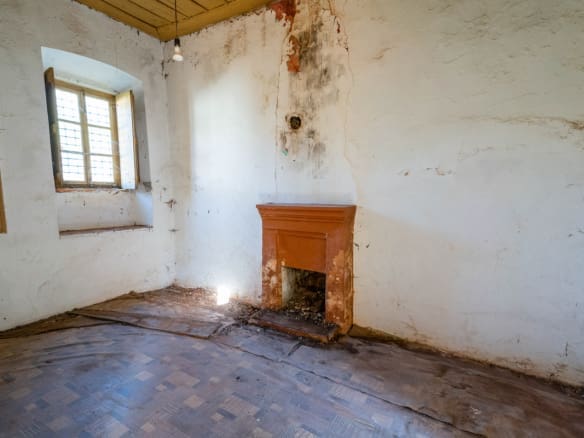 288-Traditional-Stone-House-Leonidio-East-Peloponnese-12