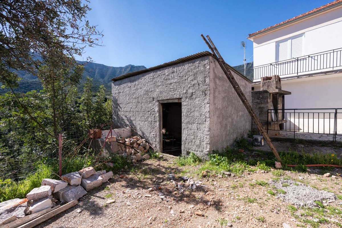 299-Semi-Completed-House-Great-Access-Poulithra (2 of 24)