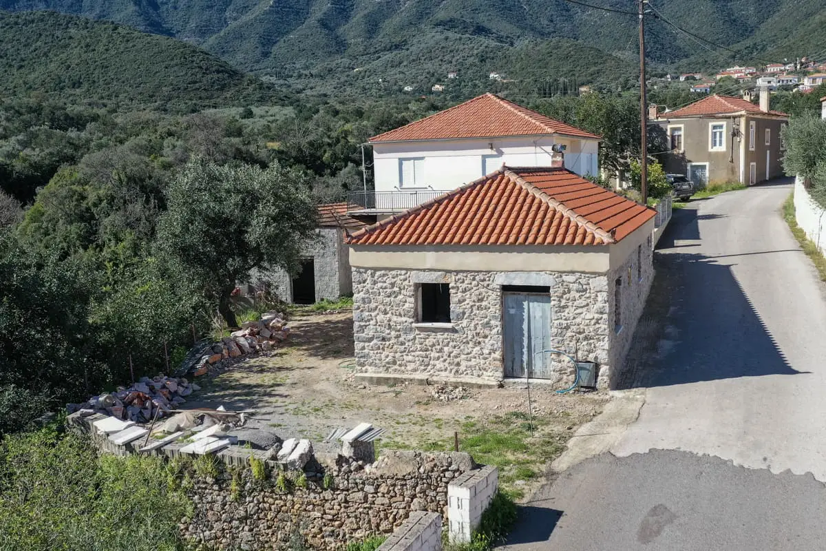 299-Semi-Completed-House-Great-Access-Poulithra (2 of 24)