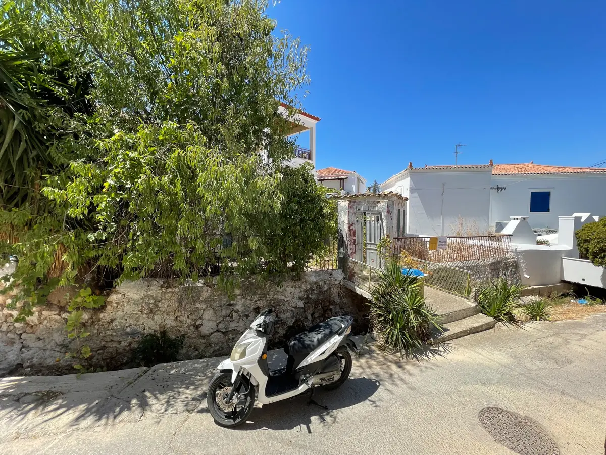 331 – Small house For Sale Spetses Island-4