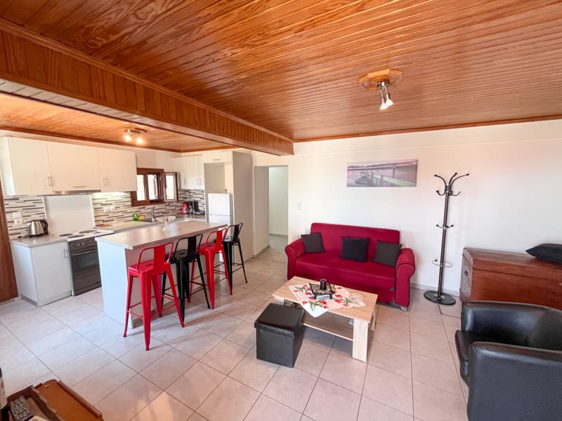 382-Traditional-Modernized-StoneHouse-Pera-Melana